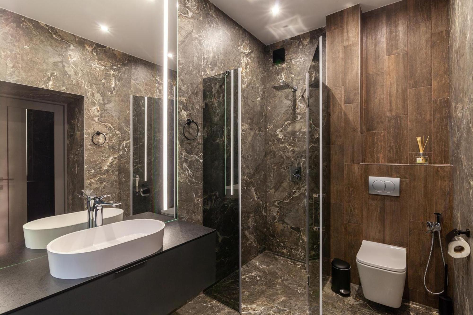 Royal Vip Jacuzzi Apart Львов Экстерьер фото