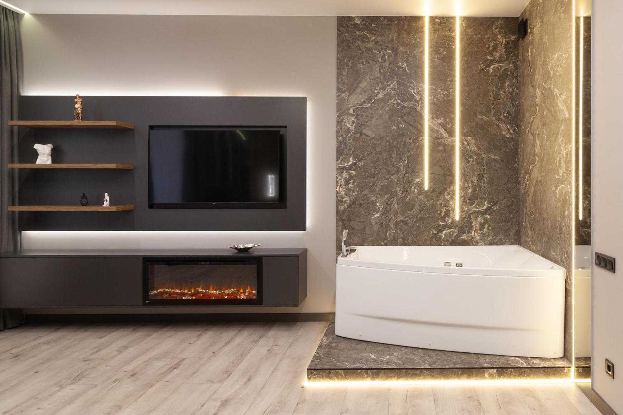 Royal Vip Jacuzzi Apart Львов Экстерьер фото
